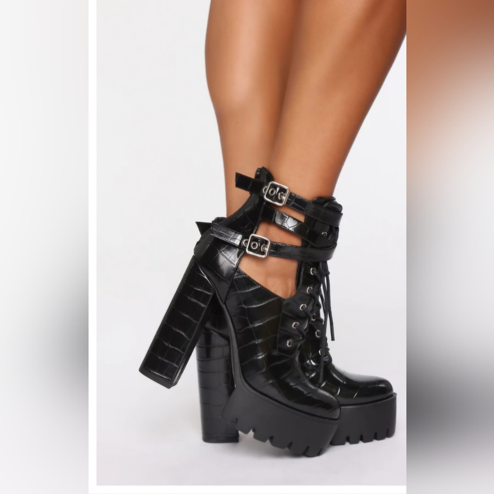 Women's Black Croc Platform Ankle  Booties